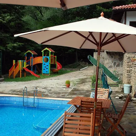 Aqua Terra Holiday Village Skandaloto